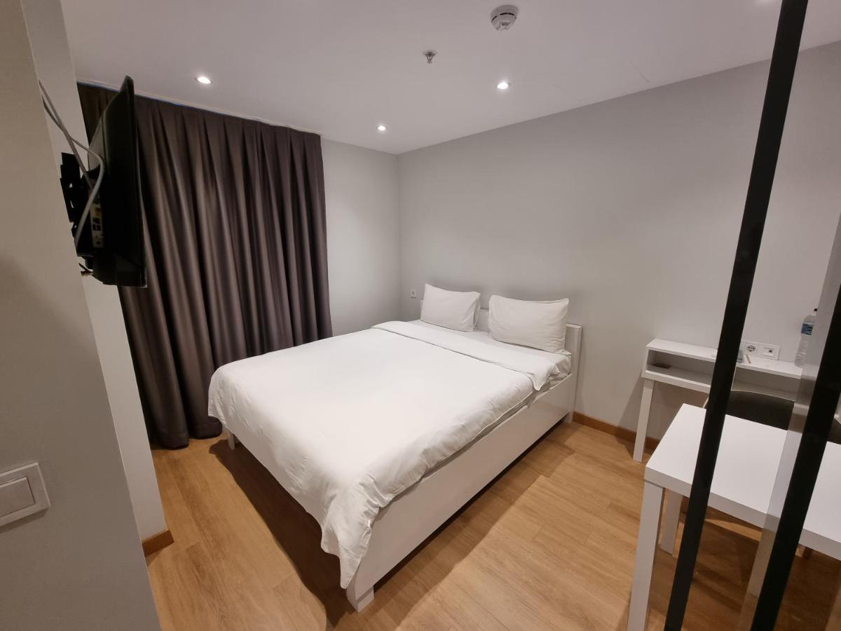 10M2 Hotel Istanbul Ngoại thất bức ảnh